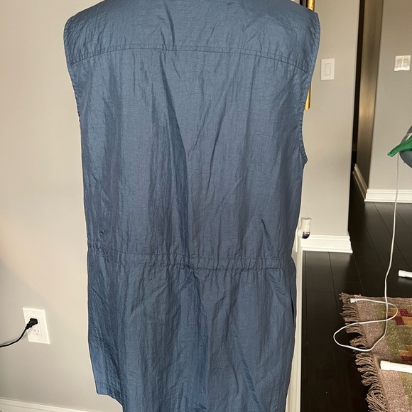 Weekends By Chicos Zip Up Drawstring Waist Vest Slate Blue Size 2 - Picture 2 of 9
